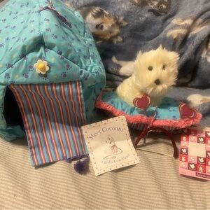 American Girl Coconut w/House